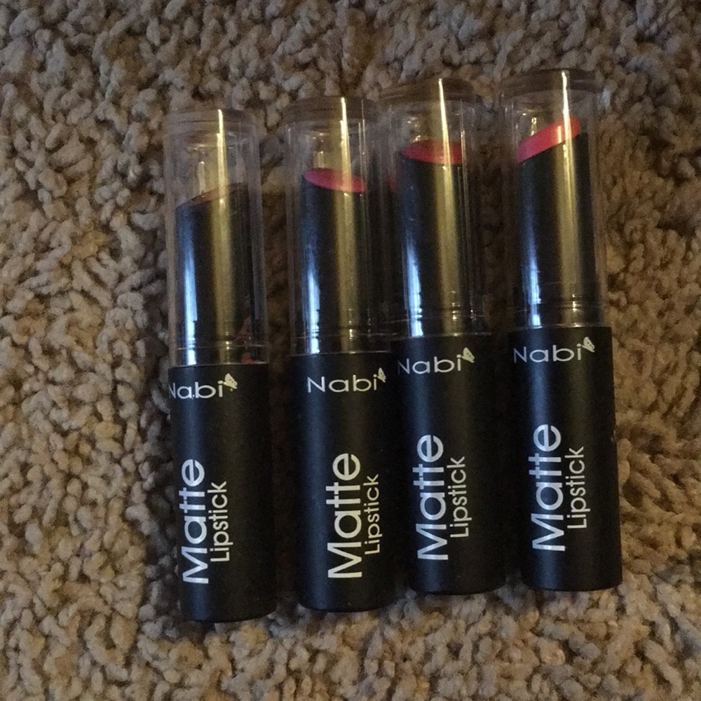Matte lipstick